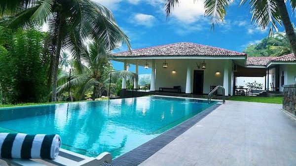 Quels sont les avantages et les inconvénients des différents types de piscine ?